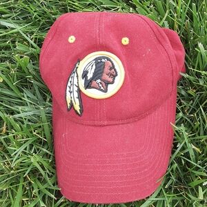 Washington Redskins VTG Embroidered Classic RED BACK TO FOOTBALL SCHOOL HAT